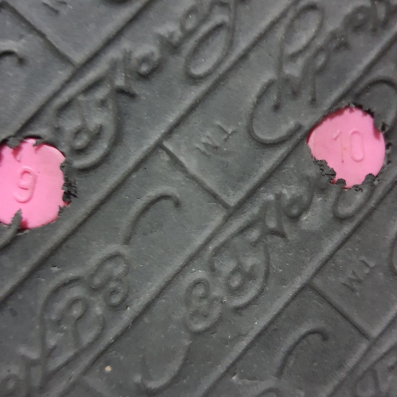 Ed Hardy flip flop - Picture 6 of 6